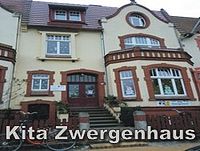 Bild zeigt das Gebäude der Kita "Zwergenhaus"