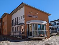 Bild zeigt das Gebäude der Tagespflege in Laage