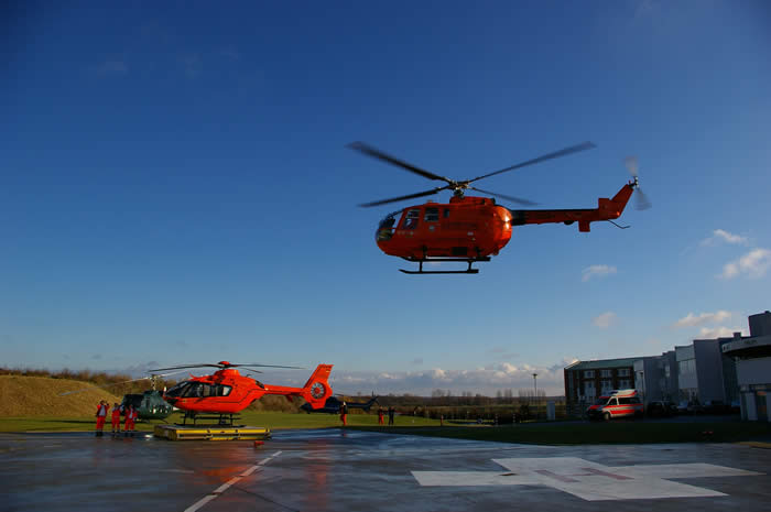 Bild zeigt einen RTH - Rettungstransporthubschrauber