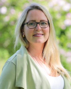 Sabrina Breier Bild zeigt eine Porträtaufnahme von Frau Sabrina Breier