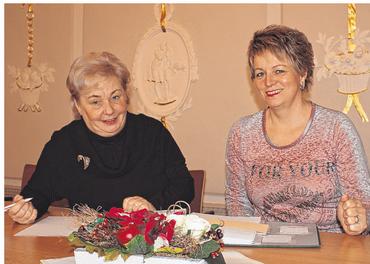 Bild zeigt Frau Jarchow mit Kollegin Katrin England-Heinrich