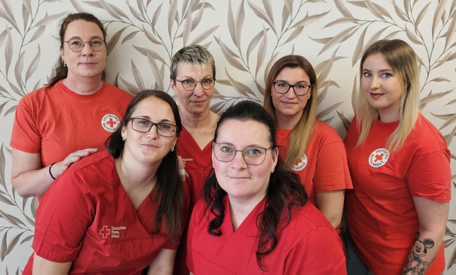 Bild zeigt das Team der DRK Tagespflege Bützow von links nach rechts Kirsten Rosenstiel, Anja Walter, Silke Buß, Nicole Kauf, Sabrina Hermann, Jasmin Mrosack.